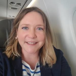 Meet your Posher, Caitlin